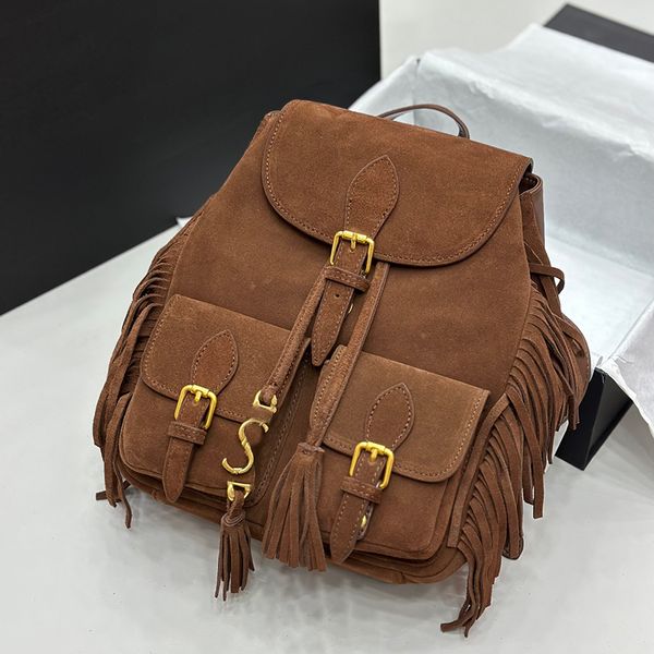 fashion women backpack calfskin hardware metal buckle beautiful small pendant luxury handbag shoulder bag schoolbag large capacity shopping 
fashion women backpack calfskin hardware metal buckle beautiful small pendant luxury handbag shoulder bag schoolbag large capacity shopping