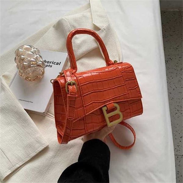 26% off bag 2024 new launch designer handbag advanced women niche design one messenger stone pattern hand hourglass
26% off bag 2024 new launch designer handbag advanced women niche design one messenger stone pattern hand hourglass