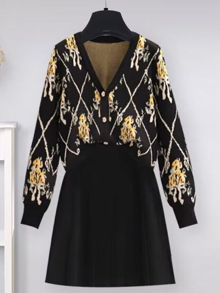 two piece dress small fragrance vintage knitted set women sweater cardigan coat mini skirt sets fashion casual 2 suits 230828, White
two piece dress small fragrance vintage knitted set women sweater cardigan coat mini skirt sets fashion casual 2 suits 230828, White