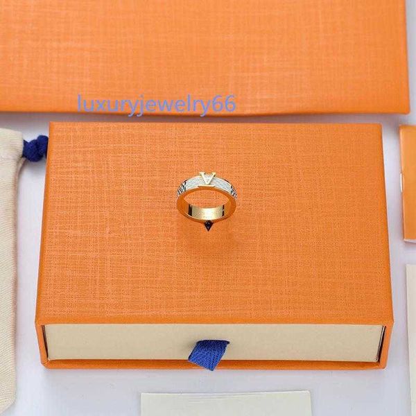 designers ring luxurys letter women rings fashion trend classic jewelry presbyopia middle ages couple 2 styles anniversary gift good, Silver
designers ring luxurys letter women rings fashion trend classic jewelry presbyopia middle ages couple 2 styles anniversary gift good, Silver