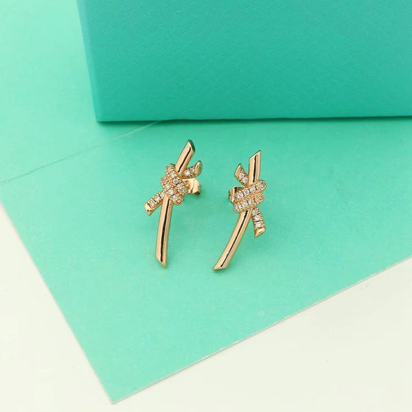 t diamond luxury earring designer earrings stud for woman brand lady copper knot earrings branchjewelry women christmas valentine's day, Silver
t diamond luxury earring designer earrings stud for woman brand lady copper knot earrings branchjewelry women christmas valentine's day, Silver