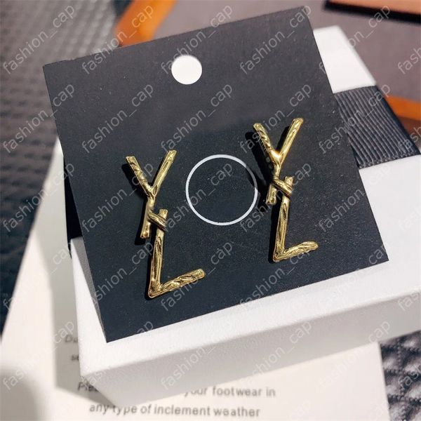 womens letter stud earrings designer gold metal earring 18k gold plated luxury jewerlry fashion brand ear studs ladies party gift charm earr, Golden
womens letter stud earrings designer gold metal earring 18k gold plated luxury jewerlry fashion brand ear studs ladies party gift charm earr, Golden