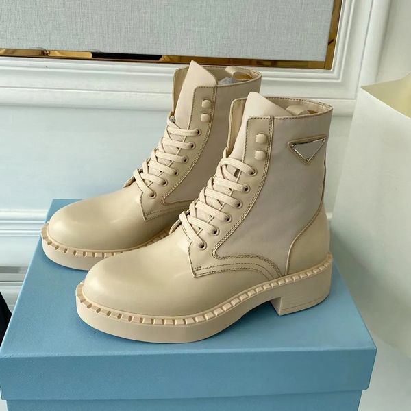 new pattern quality womens boots apricot calfskin nylon splicing martin shoe combat boots ladies outdoor low-heel lace up luxury designer an, Black
new pattern quality womens boots apricot calfskin nylon splicing martin shoe combat boots ladies outdoor low-heel lace up luxury designer an, Black