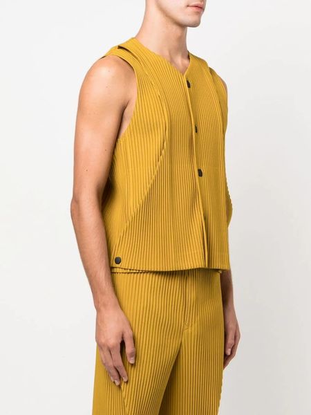 men's vests alsey miyake pleated vest waistcoat gilet stylish clothing elegant man male gilete sleeveless corset japanese 230826, Black;white
men's vests alsey miyake pleated vest waistcoat gilet stylish clothing elegant man male gilete sleeveless corset japanese 230826, Black;white