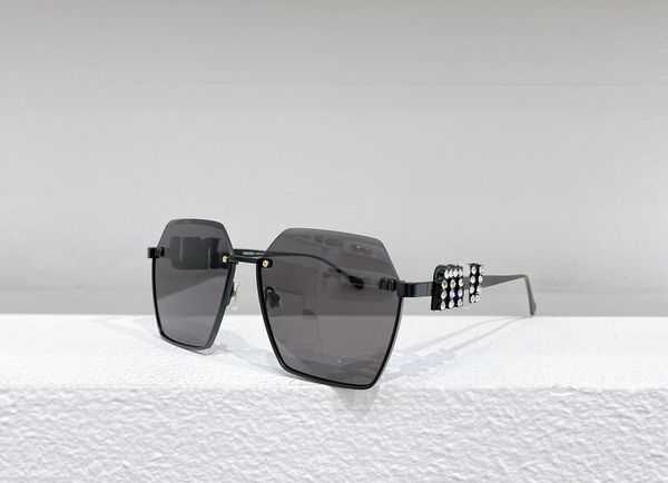2023 new mu i sunglasses round sunglasses full circle logo anti strong light luxury sun protection sunglasses, White;black
2023 new mu i sunglasses round sunglasses full circle logo anti strong light luxury sun protection sunglasses, White;black