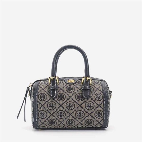 28% off bag 2024 new launch designer handbag early launch canvas pillow fashion versatile summer prestige handheld
28% off bag 2024 new launch designer handbag early launch canvas pillow fashion versatile summer prestige handheld