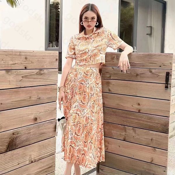 vintage pattern women shirt pleated skirt high waist half skirt casual printed short sleeved blouse skirt set, Gray
vintage pattern women shirt pleated skirt high waist half skirt casual printed short sleeved blouse skirt set, Gray