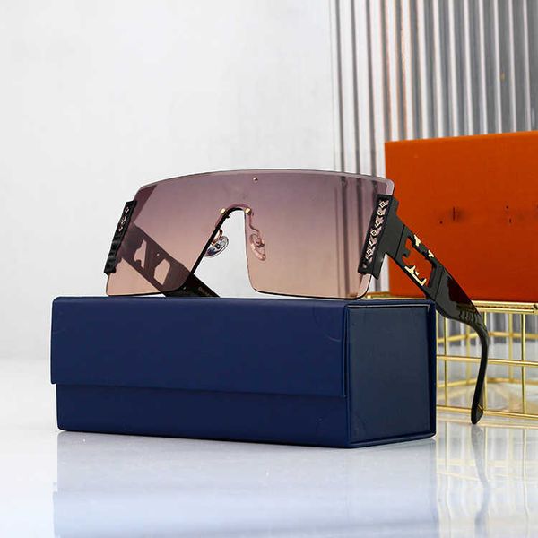 2023 new women's framed sunglasses dark glasses net red fashion sunvisor windshields large frame uv resistant, White;black
2023 new women's framed sunglasses dark glasses net red fashion sunvisor windshields large frame uv resistant, White;black