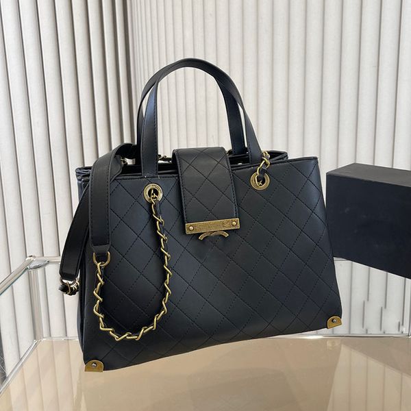women designer vintage jumbo tote bag with handle aged gold metal hardware matelasse chain multi pochette large capacity shoulder handbag lu
women designer vintage jumbo tote bag with handle aged gold metal hardware matelasse chain multi pochette large capacity shoulder handbag lu