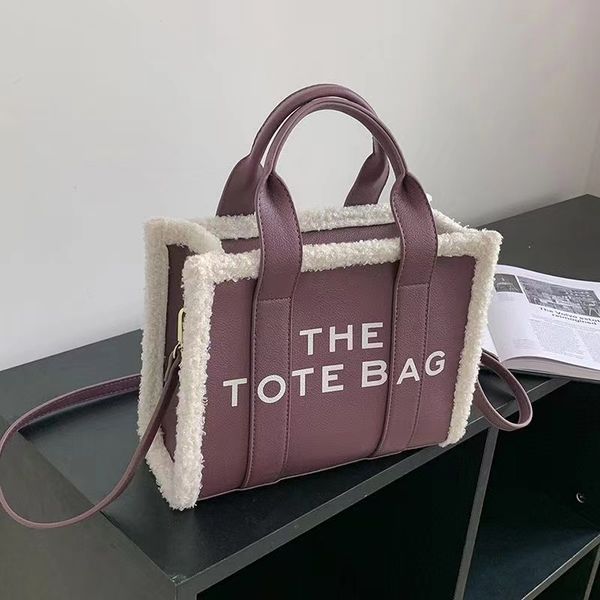 2023 europe and the united states fashion women's crossbody bag shoulder bag commuter lamb wool tote bag 09
2023 europe and the united states fashion women's crossbody bag shoulder bag commuter lamb wool tote bag 09