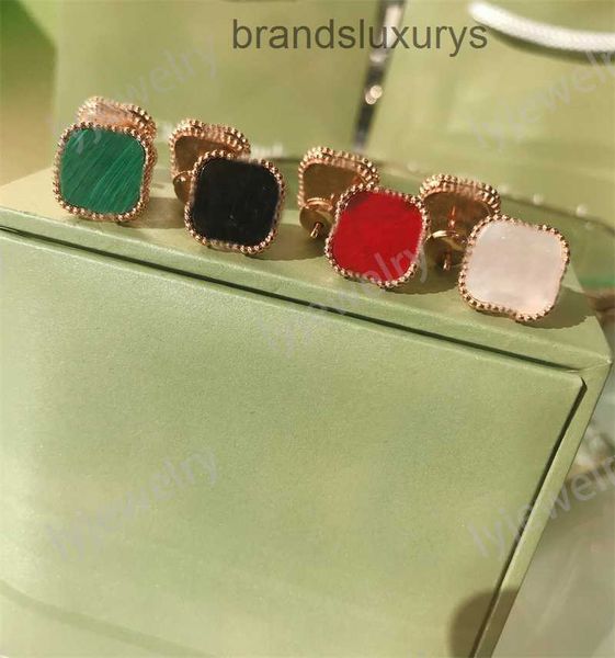 classic designer earrings 4 / four leaf clover stud earrings mother-of-pearl silver 18k gold plated agate studs earring for women luxury jew, Golden;silver
classic designer earrings 4 / four leaf clover stud earrings mother-of-pearl silver 18k gold plated agate studs earring for women luxury jew, Golden;silver