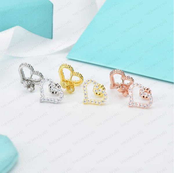 classic heart-shaped earrings 18k gold-plated luxury brand designer letters female simple hollow wedding jewelry with box, Golden;silver
classic heart-shaped earrings 18k gold-plated luxury brand designer letters female simple hollow wedding jewelry with box, Golden;silver