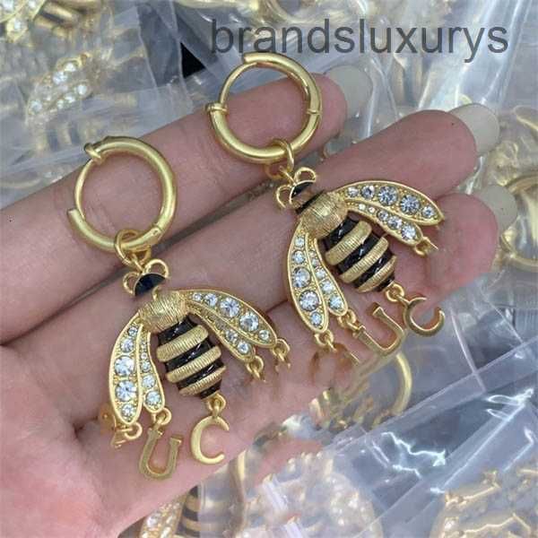 retro stud ggity designer charm gold earrings double letter g eardrop women party accessories earring with box 831, Golden;silver
retro stud ggity designer charm gold earrings double letter g eardrop women party accessories earring with box 831, Golden;silver