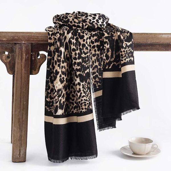fashion leopard print imitation cashmere scarf winter warm shawl high grade commuting feeling neck protection cold, Blue;gray
fashion leopard print imitation cashmere scarf winter warm shawl high grade commuting feeling neck protection cold, Blue;gray