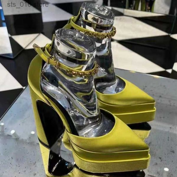 dress shoes luxury women high heel shoes platform sandals pointed toe woman silk pumps rhinestone buckle chunky heel wedding shoes 2023 t230, Black
dress shoes luxury women high heel shoes platform sandals pointed toe woman silk pumps rhinestone buckle chunky heel wedding shoes 2023 t230, Black