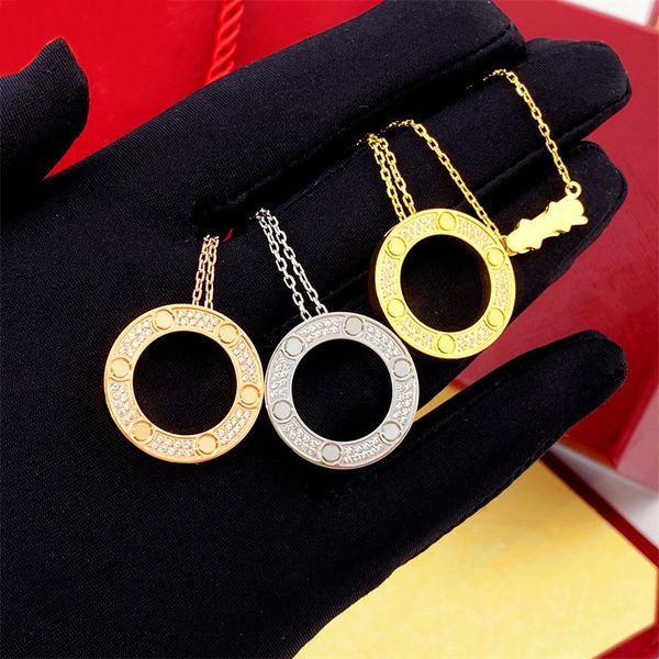 c high edition buckle big cake full diamond necklace titanium steel colorless light luxury ring pendant net red collar chain manufacturer, Silver
c high edition buckle big cake full diamond necklace titanium steel colorless light luxury ring pendant net red collar chain manufacturer, Silver