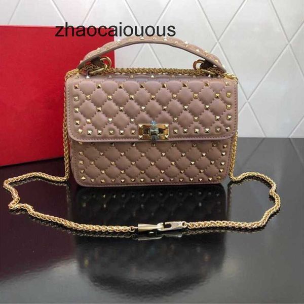 sheepskin women crossbody lady's bags designer handbags luxury diamond valantioes classic beach grid bag rivet small portable leather h
sheepskin women crossbody lady's bags designer handbags luxury diamond valantioes classic beach grid bag rivet small portable leather h