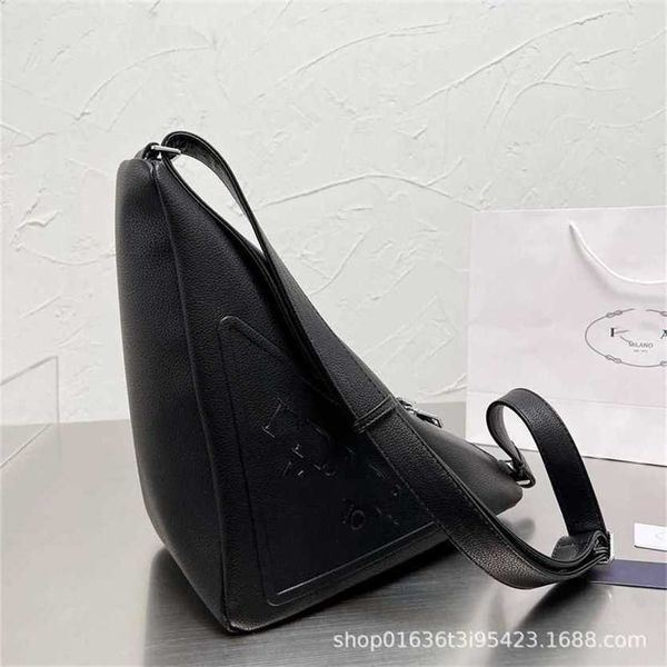 22% off bag 2024 new launch designer handbag p wedding women's single simple triangle cross korean handheld for women 
22% off bag 2024 new launch designer handbag p wedding women's single simple triangle cross korean handheld for women