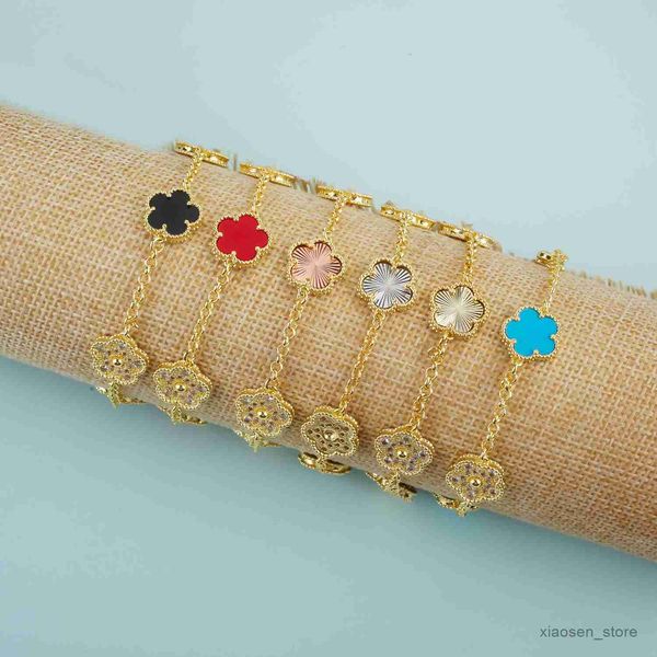 bracelets color new diamond micro inlaid blossom plant five flower bracelet women's 18k luxury r230828, Golden;silver
bracelets color new diamond micro inlaid blossom plant five flower bracelet women's 18k luxury r230828, Golden;silver