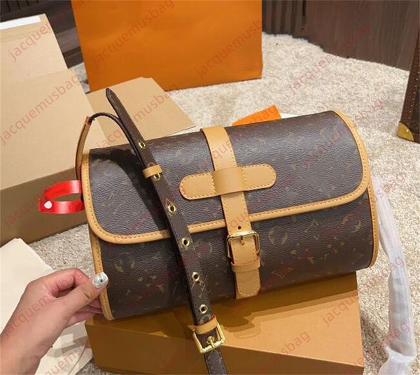 designer waist drum bag women vintage handbag lvbags cylindrical bags barrel-shaped wallet shoulder crossbody hobo purse 5a flip messenger s
designer waist drum bag women vintage handbag lvbags cylindrical bags barrel-shaped wallet shoulder crossbody hobo purse 5a flip messenger s