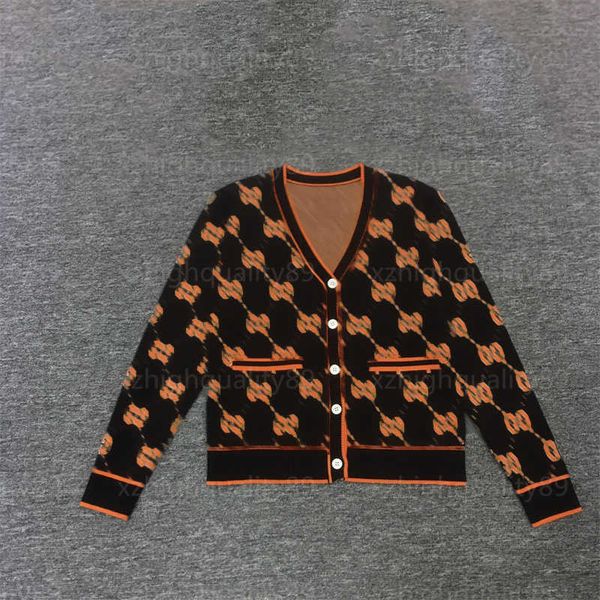 designer cardigan sweaters womens sweater coat knit long sleeved v-neck knitwear letter jacquard leisure autumn jacket designer women clothe, White;black
designer cardigan sweaters womens sweater coat knit long sleeved v-neck knitwear letter jacquard leisure autumn jacket designer women clothe, White;black