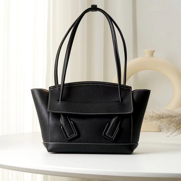 designer womens lager capacity french shopping bags black white diamond pattern embroidery tote bag designer shoulder crossbody double genui
designer womens lager capacity french shopping bags black white diamond pattern embroidery tote bag designer shoulder crossbody double genui