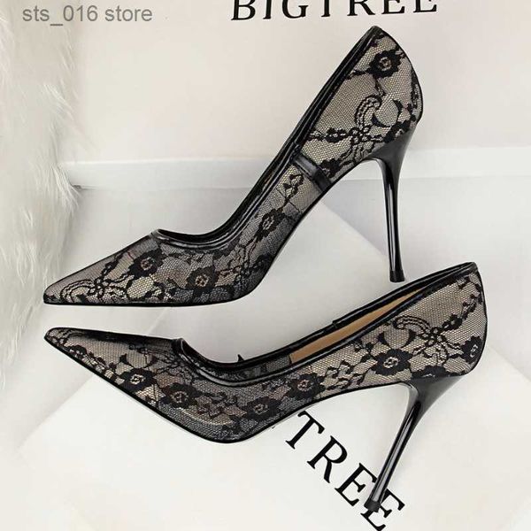 dress shoes women fashion pumps high heels shoes female wedding shoes ladies stiletto women new pointed toe mesh hollow lace heels t230828, Black
dress shoes women fashion pumps high heels shoes female wedding shoes ladies stiletto women new pointed toe mesh hollow lace heels t230828, Black