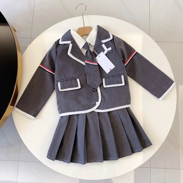 baby boy hoodie two-piece suit kids clothing sets autumn girl suits child sweatshirt and sweatpants hooded winter classic letter dhgate001, White
baby boy hoodie two-piece suit kids clothing sets autumn girl suits child sweatshirt and sweatpants hooded winter classic letter dhgate001, White