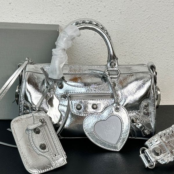 fashion shoulder bag women crossbody handbag genuine leather solid color travel shopping bag large capacity tote purse silver hardware zippe
fashion shoulder bag women crossbody handbag genuine leather solid color travel shopping bag large capacity tote purse silver hardware zippe