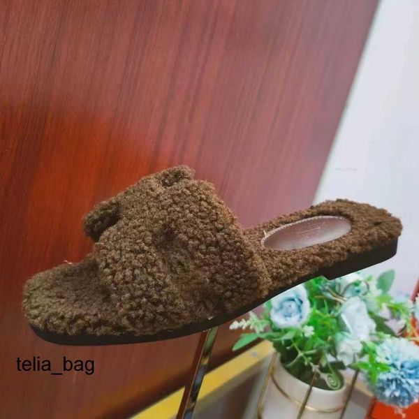 shoes teddy fur slipper furry word bear dsigner bear sandal oran slippers for designer mop one winter emma women 2023 color matching outer w
shoes teddy fur slipper furry word bear dsigner bear sandal oran slippers for designer mop one winter emma women 2023 color matching outer w