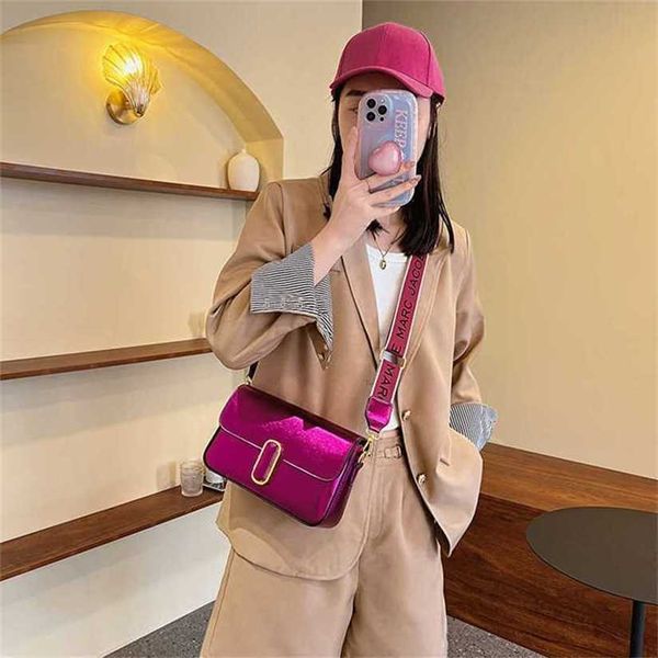 12% off bag 2024 new launch designer handbag temperament solid color simple new lock flap fashionable and elegant style one shoulder crossbo
12% off bag 2024 new launch designer handbag temperament solid color simple new lock flap fashionable and elegant style one shoulder crossbo