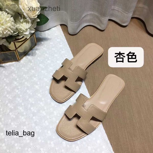 women's designer 2023 bear shoes sandal higsetting summer slippers slipper oran beacleatleisure fashion wear rhinestone flat bottom san
women's designer 2023 bear shoes sandal higsetting summer slippers slipper oran beacleatleisure fashion wear rhinestone flat bottom san