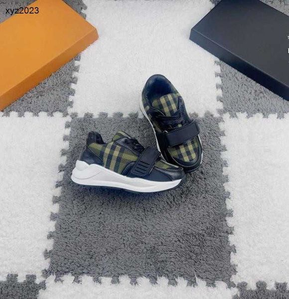 23ss designer children sneaker breathable mesh shoes for baby boys girls non-slip casual sneakers size 26-35 including brand shoe box, Black
23ss designer children sneaker breathable mesh shoes for baby boys girls non-slip casual sneakers size 26-35 including brand shoe box, Black