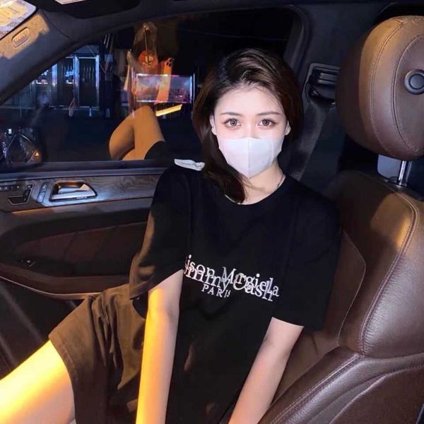 designer t shirt margielas mm6 short sleeved summer trendy print casual loose round neck embroidered t-shirt 2jdt j1q0, White;black
designer t shirt margielas mm6 short sleeved summer trendy print casual loose round neck embroidered t-shirt 2jdt j1q0, White;black