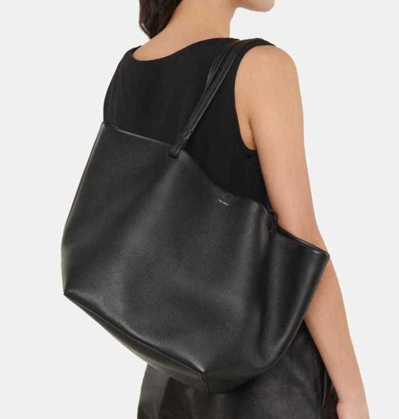 2024 the row designer bags leather small crowd layer cowhide shopping shoulderclassic tote bag the row women's personalized french mino
2024 the row designer bags leather small crowd layer cowhide shopping shoulderclassic tote bag the row women's personalized french mino