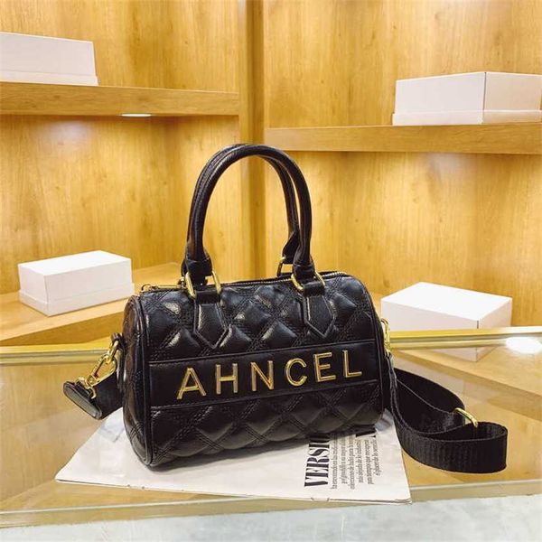 60% off bag 2024 new launch designer handbag early launch handheld lingge chain bags shoulder fashion crossbody small
60% off bag 2024 new launch designer handbag early launch handheld lingge chain bags shoulder fashion crossbody small
