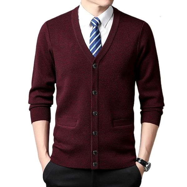men's sweaters cardigan solid color plaid fashion casual knitted sweater warm vneck men clothing 230826, White;black
men's sweaters cardigan solid color plaid fashion casual knitted sweater warm vneck men clothing 230826, White;black