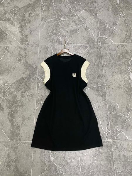 basic & casual dresses round neck sleeveless u-line contrasting color dress, Black;gray
basic & casual dresses round neck sleeveless u-line contrasting color dress, Black;gray