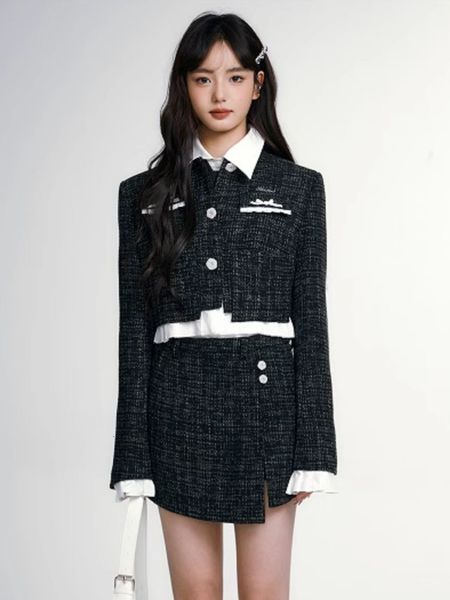 two piece dress autumn winter korean fashion small fragrance three set women jacket coat shirt skirt suits french vintage 3 sets 230828, White
two piece dress autumn winter korean fashion small fragrance three set women jacket coat shirt skirt suits french vintage 3 sets 230828, White