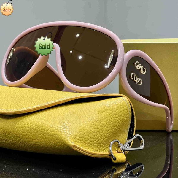 and desingers men cool lens sunglasses luxurys classic women outdoor tour driving party retro fashion beach sun glass vacation leisure prett, White;black
and desingers men cool lens sunglasses luxurys classic women outdoor tour driving party retro fashion beach sun glass vacation leisure prett, White;black