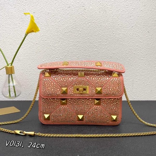 luxury women valantioes bags shiny rivet classic new designer lady's crystal handbag diamond embedding fashion handheld shoulder crossb
luxury women valantioes bags shiny rivet classic new designer lady's crystal handbag diamond embedding fashion handheld shoulder crossb