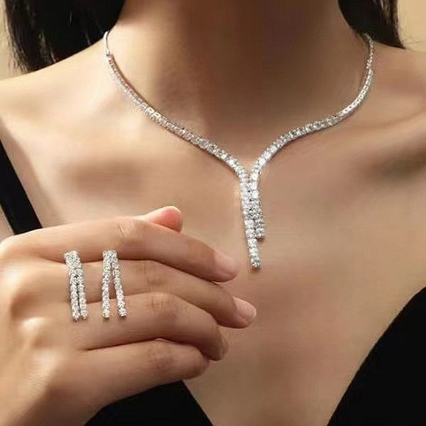 new brilliant full diamond zircon necklace earrings set bridal wedding jewelry temperament simple versatile set wholesale, White
new brilliant full diamond zircon necklace earrings set bridal wedding jewelry temperament simple versatile set wholesale, White