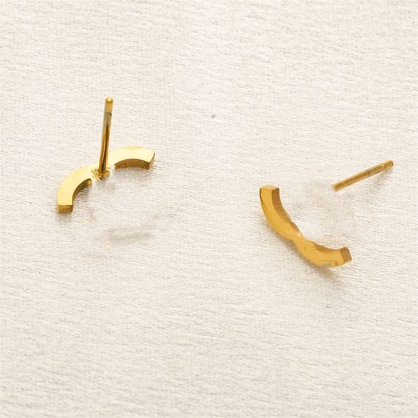 luxury designer earrings designers c letters 18k gold plated silver ear stud womens geometric earring for wedding party jewerlry accessories, Golden;silver
luxury designer earrings designers c letters 18k gold plated silver ear stud womens geometric earring for wedding party jewerlry accessories, Golden;silver