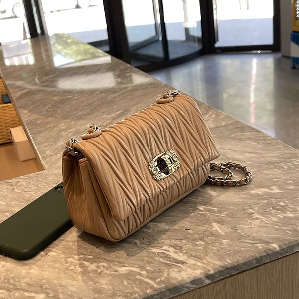 women inclined shoulder bags fashion casual womens bag small handbag totes high-capacity pu leather large volume wholesale girl mobile phone
women inclined shoulder bags fashion casual womens bag small handbag totes high-capacity pu leather large volume wholesale girl mobile phone