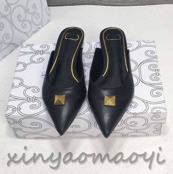 v black pointy sandals design four sandals, women's low heels, fashion classic, size: 35-40 021
v black pointy sandals design four sandals, women's low heels, fashion classic, size: 35-40 021