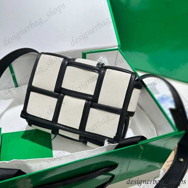 luxury crossbody bag mini woven bag women's bag small square bag leather shoulder strap crossbody bag canvas shoulder bag designer purs
luxury crossbody bag mini woven bag women's bag small square bag leather shoulder strap crossbody bag canvas shoulder bag designer purs