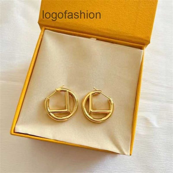 designer earrings for woman womens premium gold earring stud earring luxury brand letter design earrings fashion jewelry, Golden;silver
designer earrings for woman womens premium gold earring stud earring luxury brand letter design earrings fashion jewelry, Golden;silver