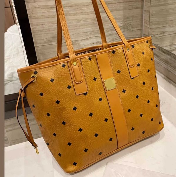 the tote bag fashion shoulder shopping luxury wallet designer brand composite handbags totes purse letter vintage womens wallet cross body l
the tote bag fashion shoulder shopping luxury wallet designer brand composite handbags totes purse letter vintage womens wallet cross body l