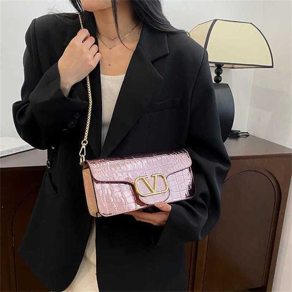 18% off bag 2024 new launch designer handbag hand french niche design fashionable and stylish small square new versatile style one shoulder
18% off bag 2024 new launch designer handbag hand french niche design fashionable and stylish small square new versatile style one shoulder