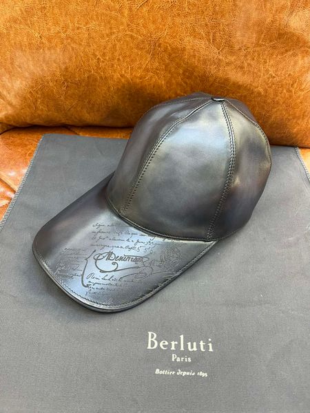 model real leather ball caps trucker luxury designer hat american fashion truck cap casual baseball caps, Blue;gray
model real leather ball caps trucker luxury designer hat american fashion truck cap casual baseball caps, Blue;gray